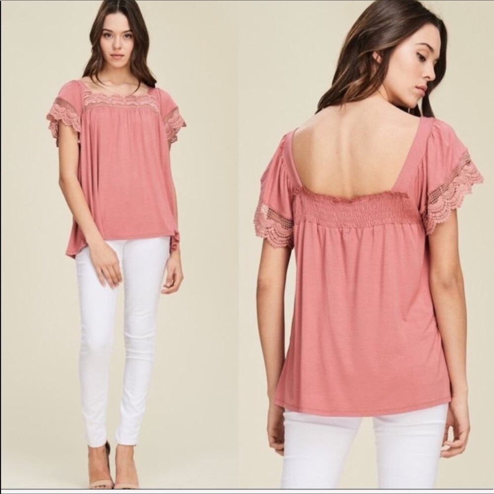 Lacy detail short sleeve tunic.